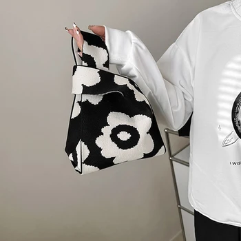 Модни вязаная чанта-тоут с цветя модел, чантата е с голям капацитет, ежедневни дамски чанти през рамо, чанта за пазаруване Изображение 2