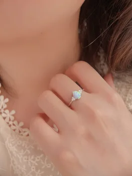 2023 Нов пръстен от сребро S925 Проби, популярно в Европа и Америка, Малка и луксозно в горското стил за женските Пръстени Изображение 2