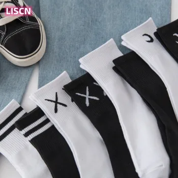 LISCNUnisex Черно-Бялата Двойка, Посветена На Скейтборд, Възли Ежедневни Спортни Модни Чорапи Изображение 2