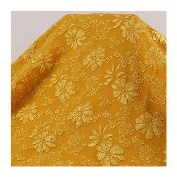 Брокат от жаккардовой тъкан в голямото цвете с ширина от 150 см за шивашки рокли - продава се на метър