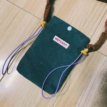 Вельветовая мини чанта за телефон Конг Xiaozhen в същия стил, в контрастен цвят в стила на Корейския малцинство в ретро стил, чанта през рамото си чрез едно рамо