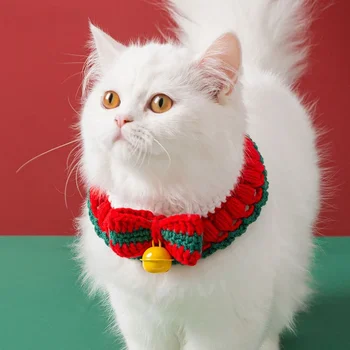 Коледен котка, Вязаный яка-лък със звънци, зоотовары, Прекрасната украса, Зимна коте, Топъл вълнен шал, Празнични подаръци