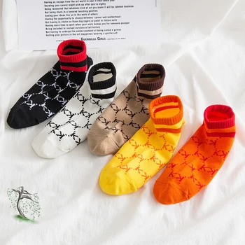 Модни дамски памучни къси чорапи с ниска засаждане в Европа и Америка