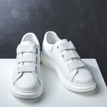 Мъжки ежедневни бели обувки в корейски стил, марка дизайнерски обувки на равна подметка, обувки на платформа от естествена кожа, младежта градинска обувки zapatos Изображение 2