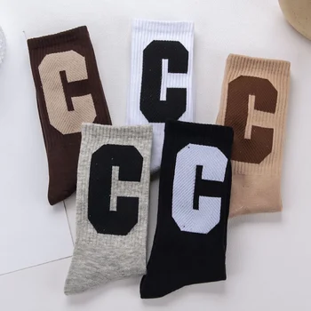 Нова корейска тенденция на буквата С В епруветка Памучни чорапи Мода Прост стил 2022
