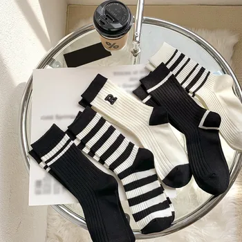 Нови Чорапи на райета с бродирани надписи, дишащи памучни Чорапи в Корейски, Японски Пролетта и есента стил, Висококачествени Ежедневни чорапи за жени