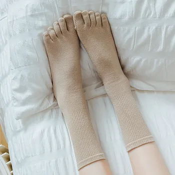 Памучни чорапи с разцепени пръсти, с ярки цветове, Дълги чорапи с пет пръста със средна дължина, японски ежедневни спортни чорапи дишащи за йога за момичета Изображение 2