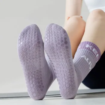 Чорапи за йога, дамски памучни чорапи, чорапи в тон, двуслойни мини чорапи за пилатес средна дължина Изображение 2